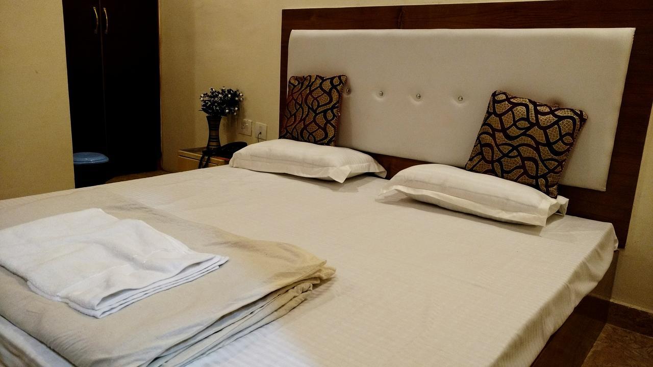 Hotel Rattans Regency Roorkee Zewnętrze zdjęcie